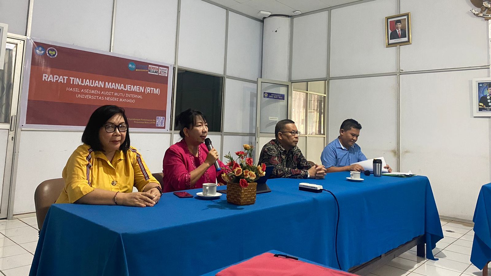 Read more about the article Rapat Tinjauan Manajemen (RTM) di FMIPAK Universitas Negeri Manado